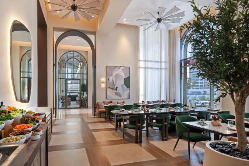 Vida Creek Beach Hotel Dubai Bagian luar foto